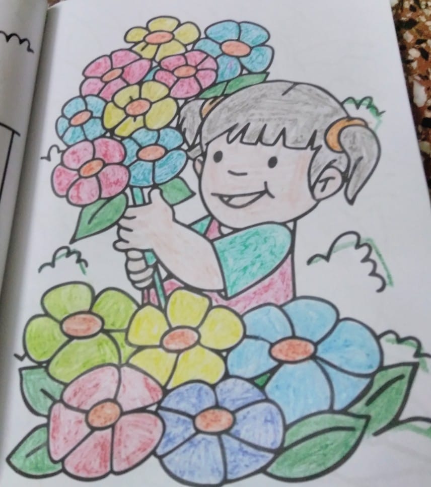 flower-girl-crayon flower-girl-crayon